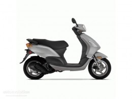 2010 piaggio fly 150 review